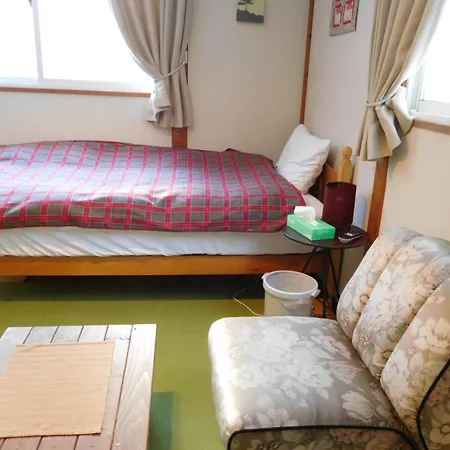 Country Lodge Farmstay Hakuba Exterior photo